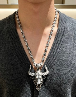 Gucci GG Bull Head Medallion Pendant Necklace